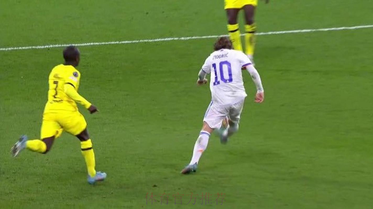 皇马离出局只差10分钟!36岁魔笛绝美外脚背助攻 皇马离出局只差10分钟!36岁魔笛绝美外脚背助攻